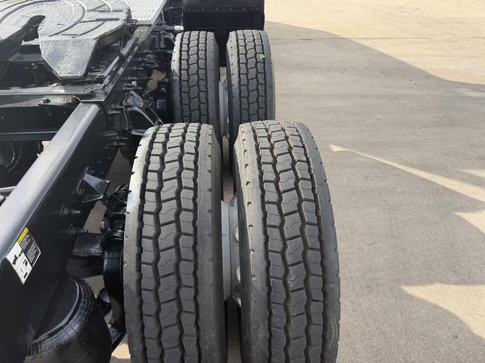 2020 Peterbilt 579-10