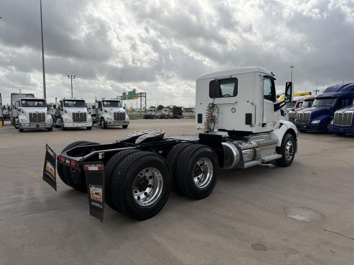 2019 Peterbilt 579-4