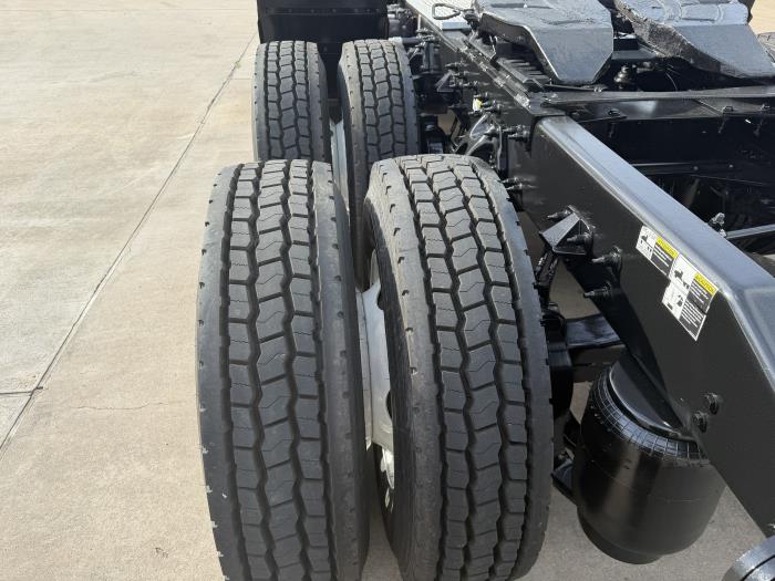 2020 Peterbilt 579-11