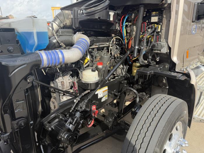 2020 Peterbilt 579-15