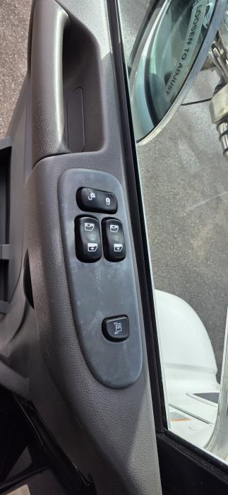 2020 Peterbilt 337-21