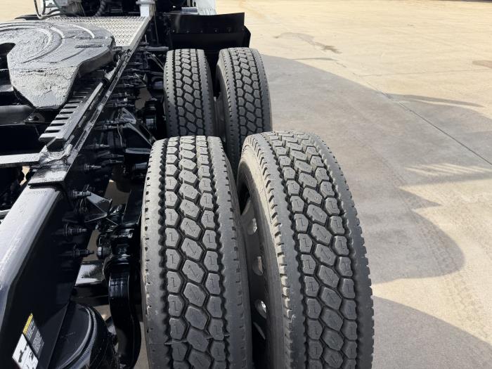 2020 Peterbilt 579-13