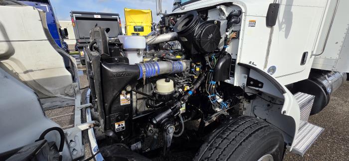 2020 Peterbilt 337-22