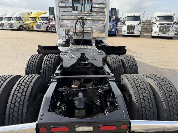 2020 Peterbilt 579-14