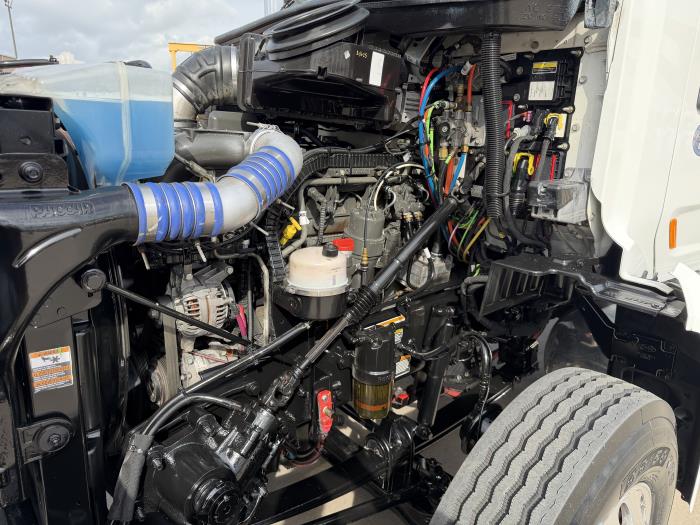 2020 Peterbilt 579-17