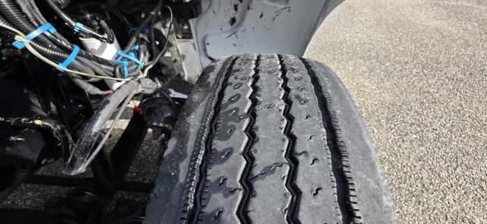 2020 Peterbilt 337-27