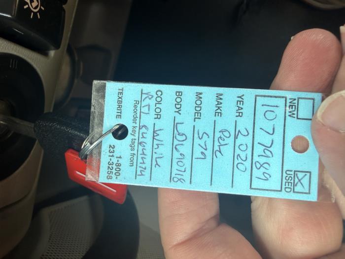 2020 Peterbilt 579-33