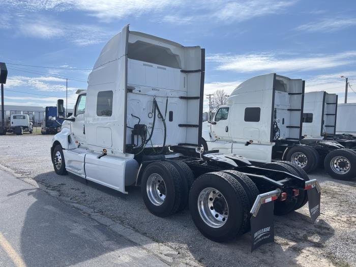 2021 International LT625-1