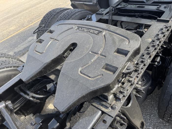 2021 International LT625-2