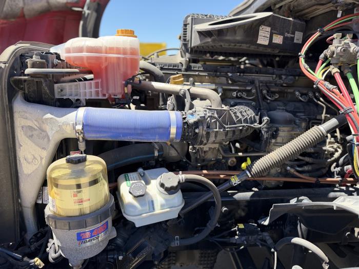 2022 Freightliner Cascadia-13