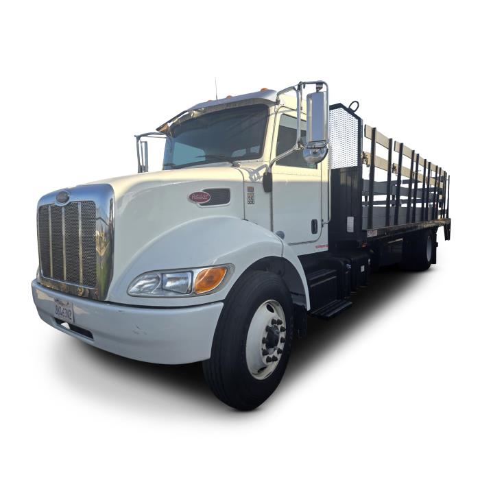 2020 Peterbilt 337 - image 1