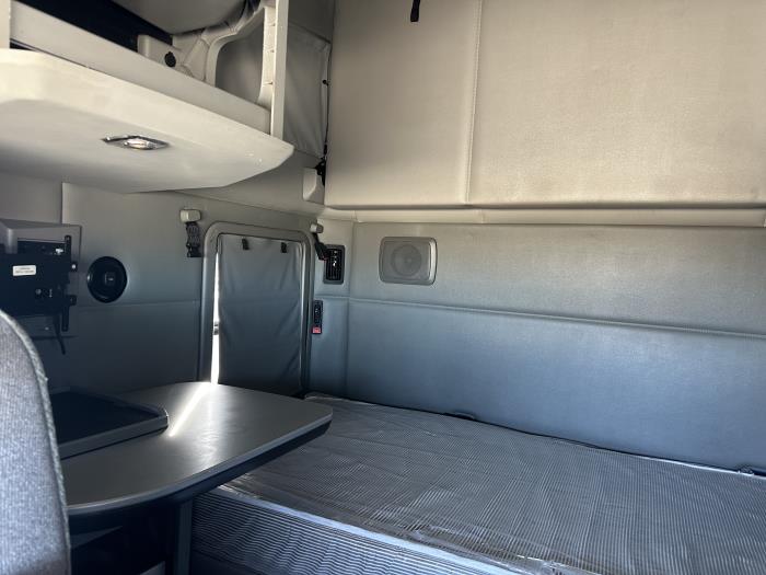 2020 Kenworth T680-6