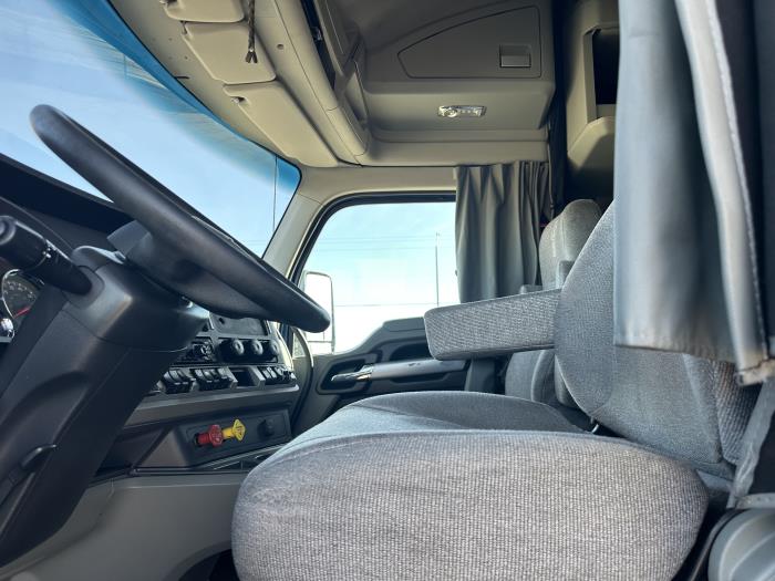 2020 Kenworth T680-9