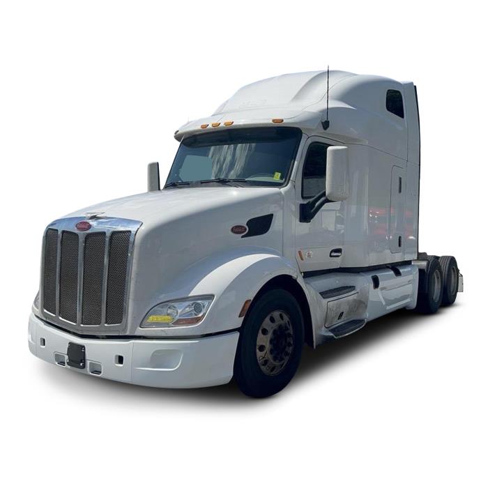2022 Peterbilt 579 - image 1