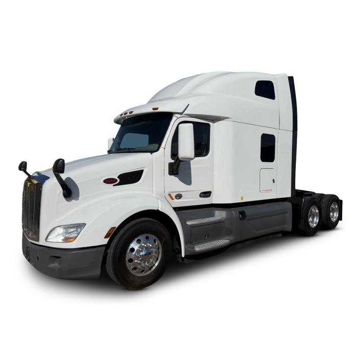 2021 Peterbilt 579 - image 1