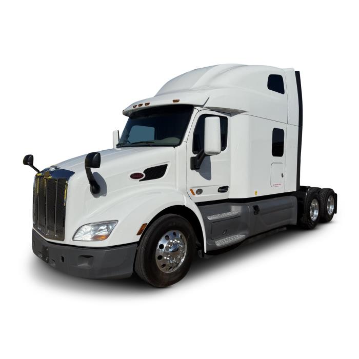 2021 Peterbilt 579 - image 1