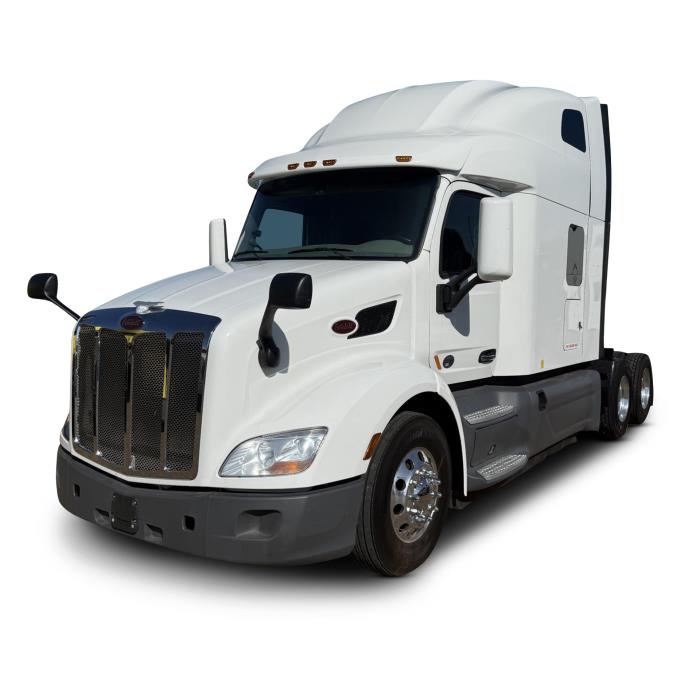 2021 Peterbilt 579 - image 1