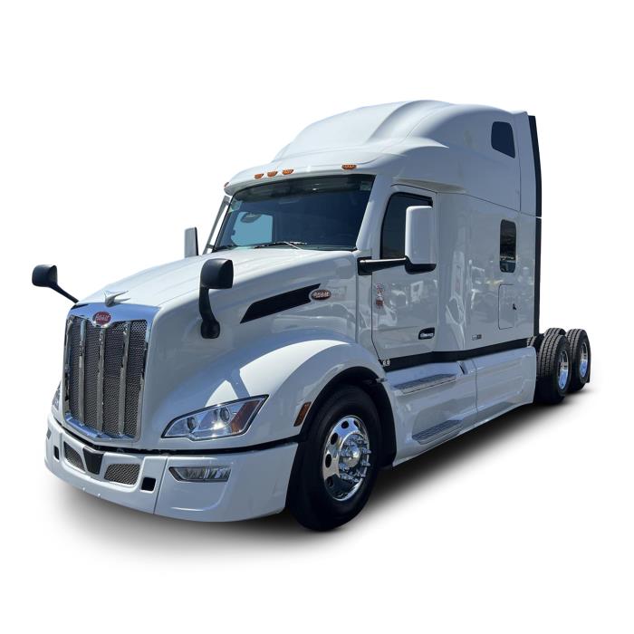 2027 Peterbilt 579 - image 1