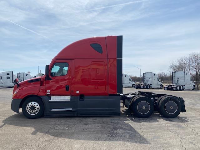 2023 Freightliner Cascadia-2