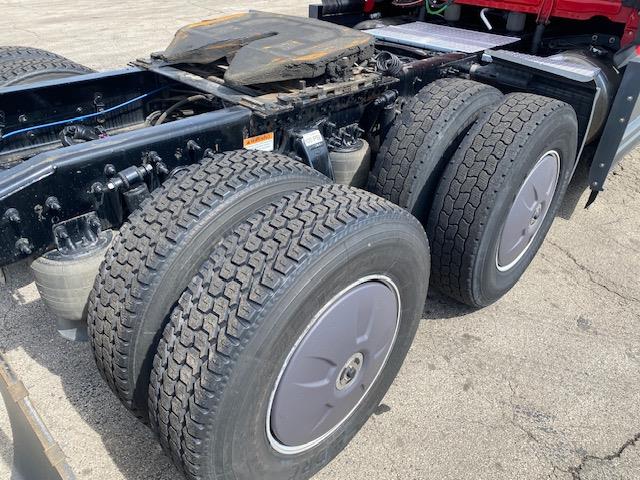 2023 Freightliner Cascadia-7