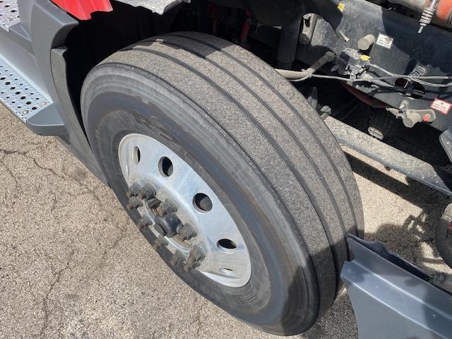 2023 Freightliner Cascadia-13