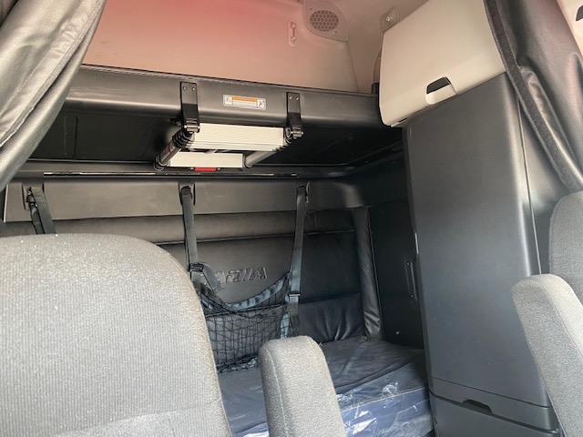 2023 Freightliner Cascadia-23