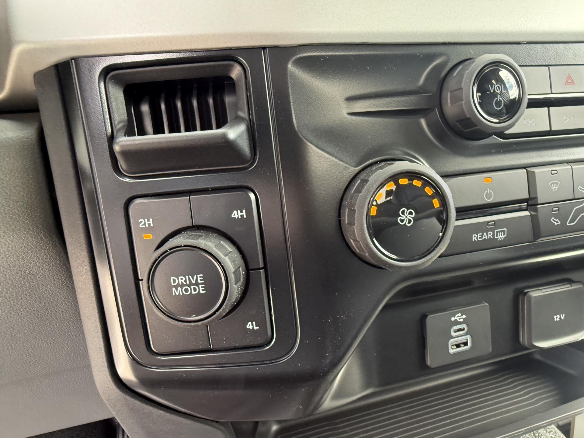 New 2026 Ford F-350 - photo 11