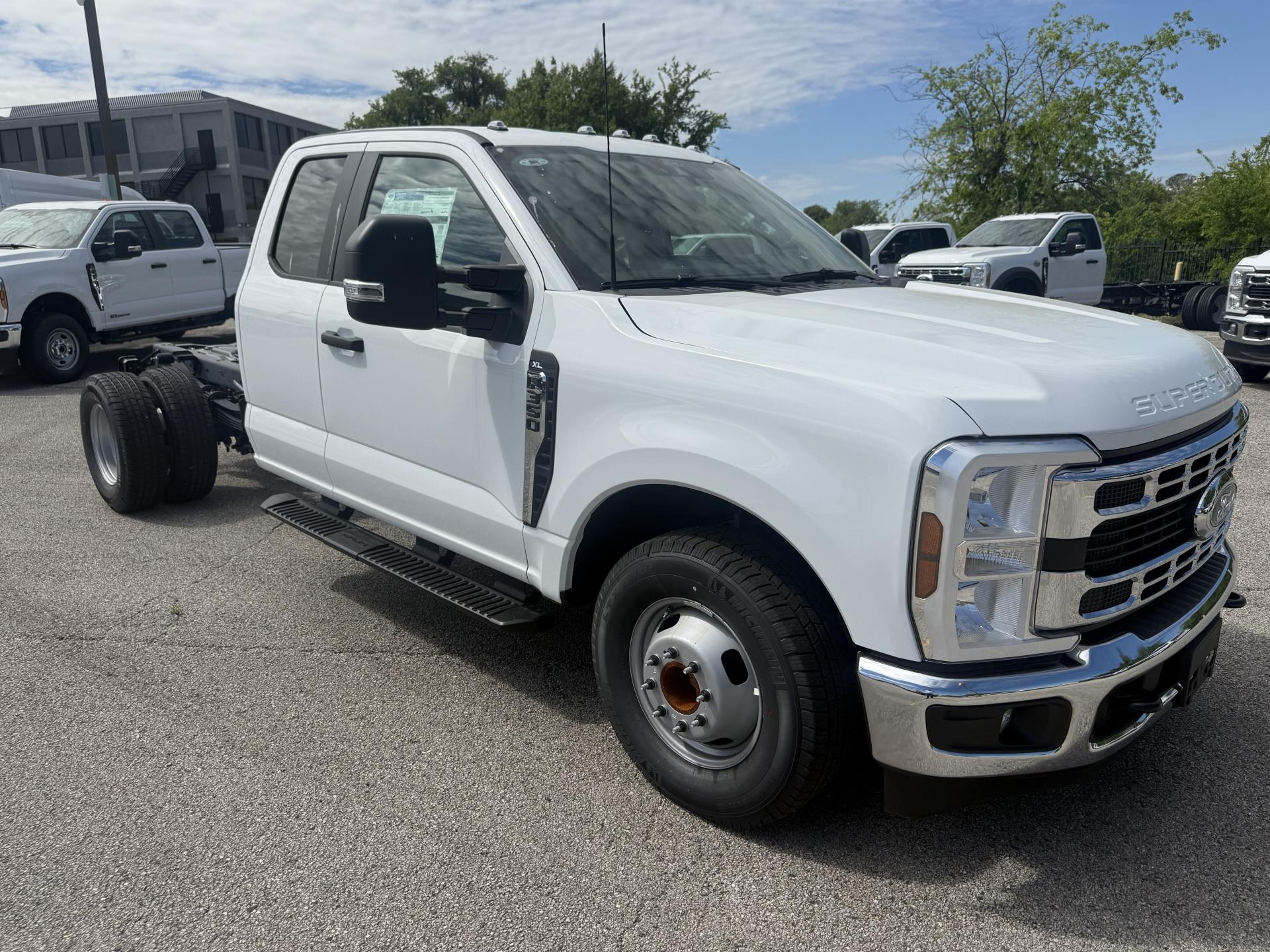 New 2026 Ford F-350 - photo 9