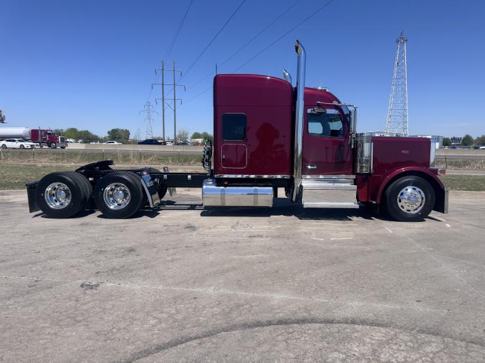 2027 Peterbilt - image 5