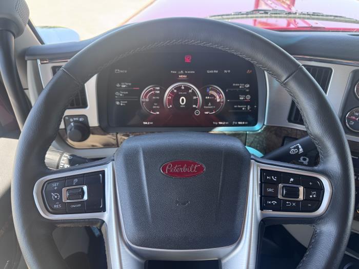 2027 Peterbilt - image 15