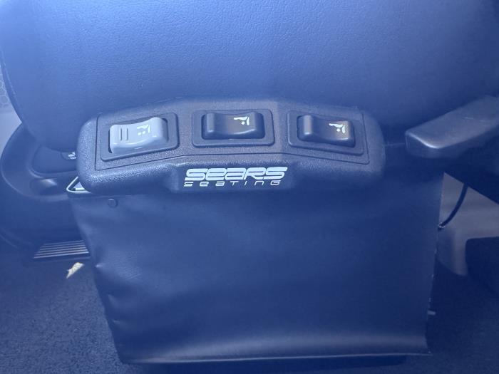 2027 Peterbilt - image 20