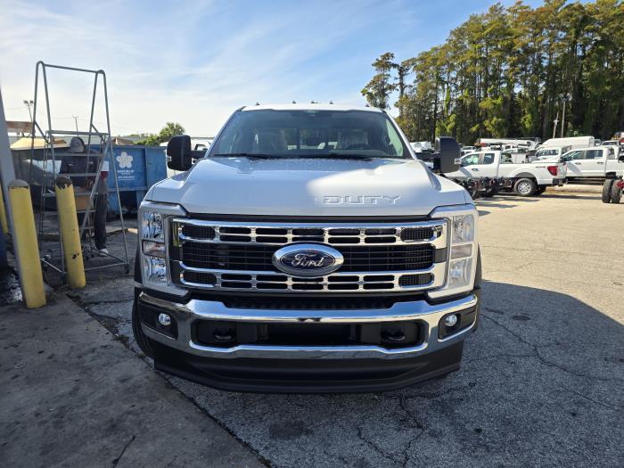 New 2026 Ford F-450 - photo 9