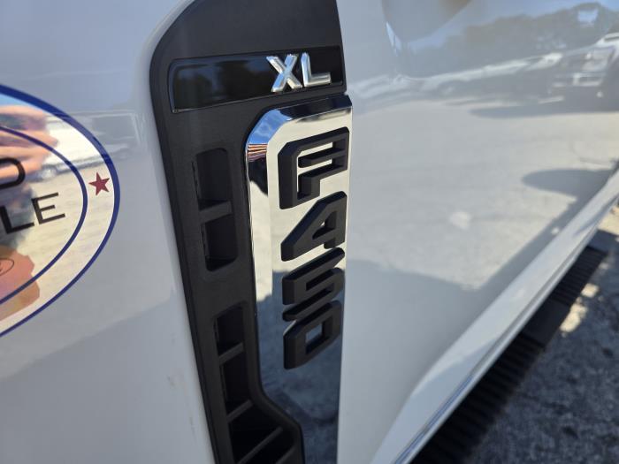 New 2026 Ford F-450 - photo 17