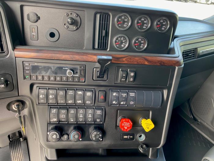 2026 International LT625-9