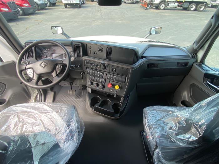 2026 International LT625-8