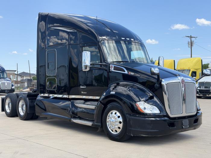 2022 Kenworth T680-2