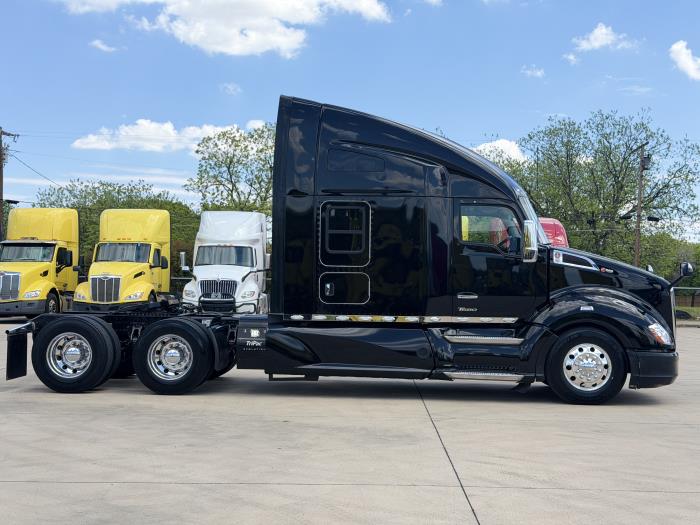 2022 Kenworth T680-3