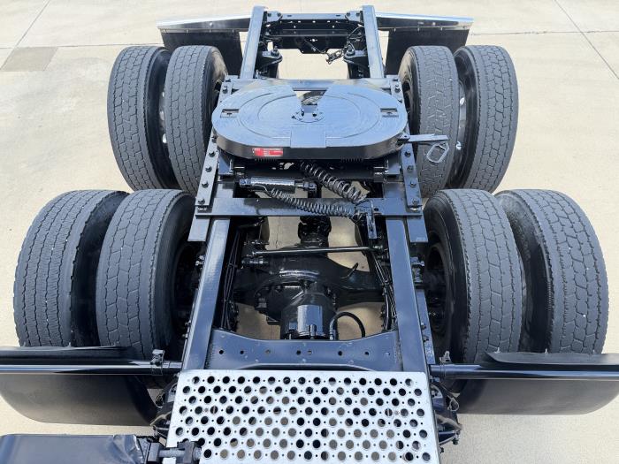 2022 Kenworth T680-11