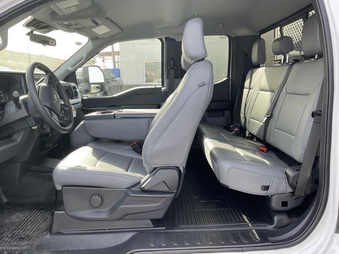 New 2026 Ford F-550 - photo 16