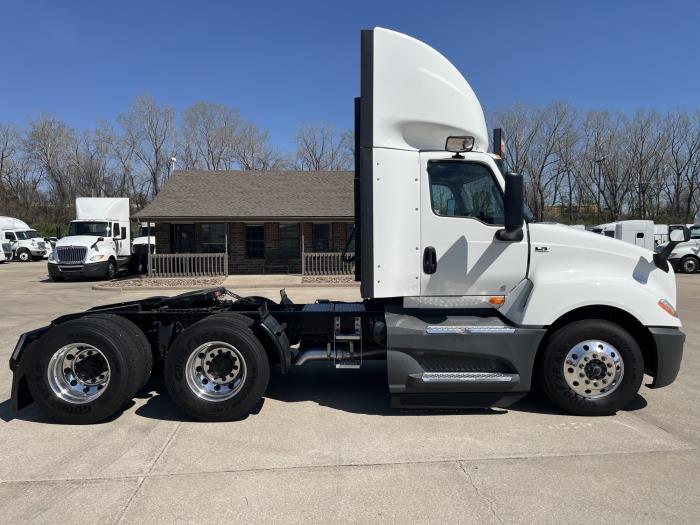 2021 International LT625-5