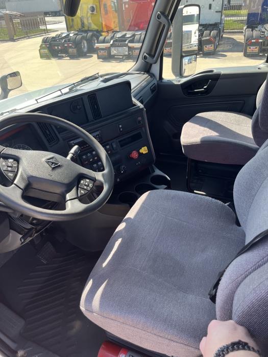 2021 International LT625-11