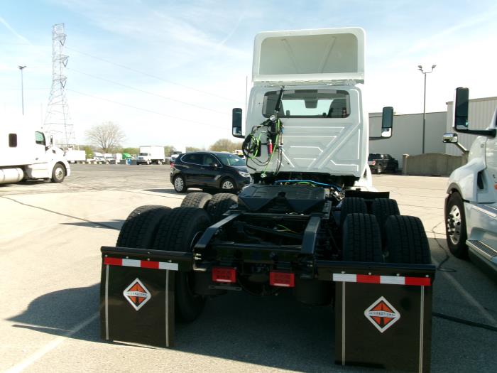 2026 International LT - image 4