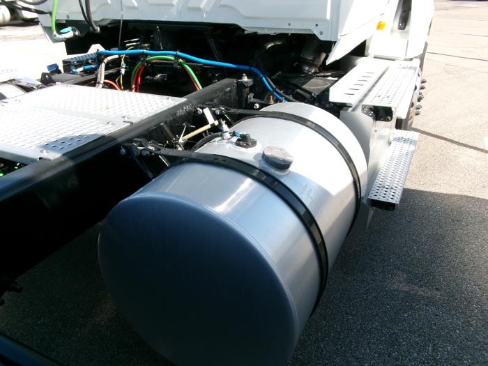 2026 International LT - image 5