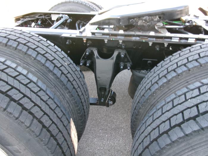 2026 International LT - image 6