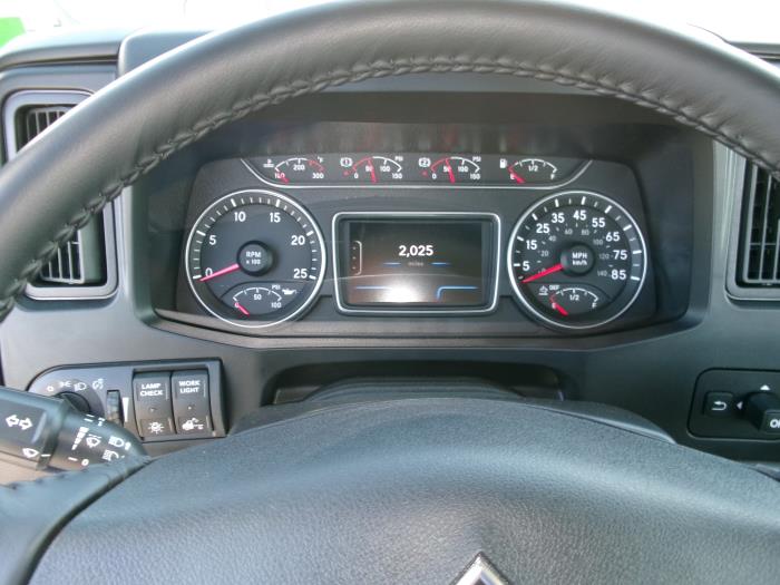 2026 International LT - image 12