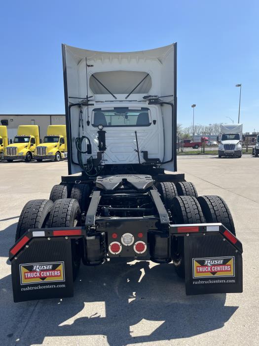 2022 International LT625-3