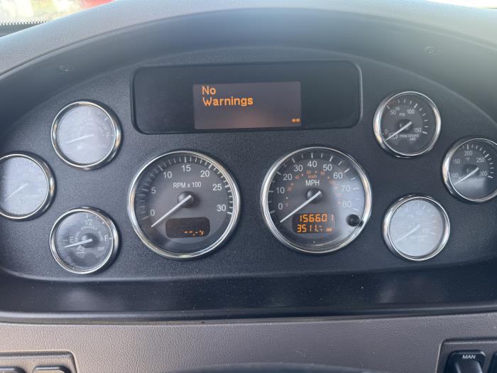 2020 Peterbilt 348-11