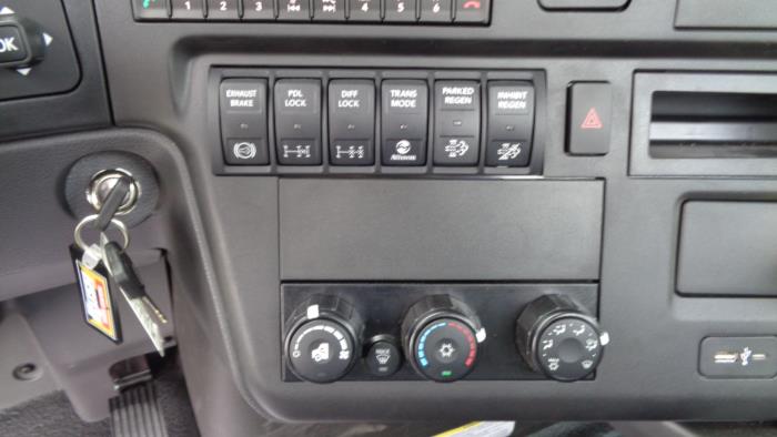 2026 International - image 13