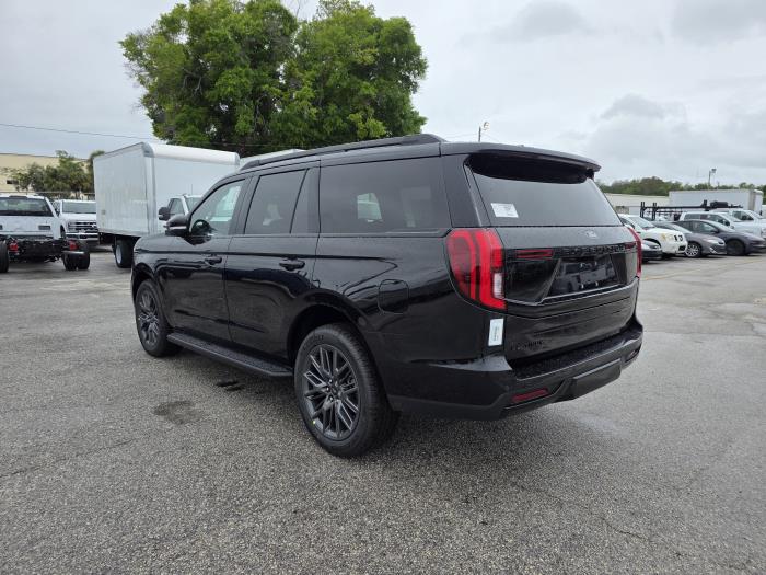2026 Ford Expedition-7