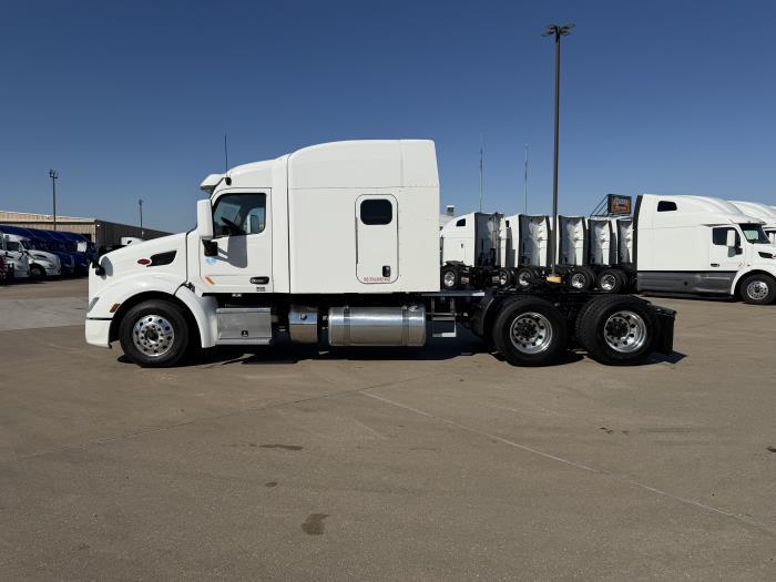 2022 Peterbilt 579-1